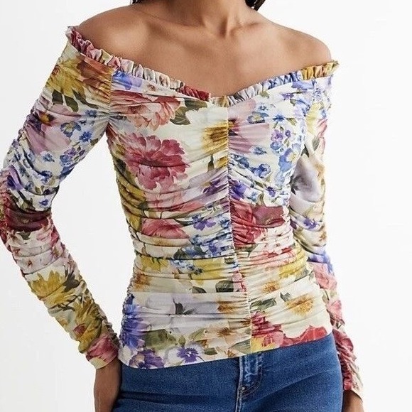 Express Tops - EXPRESS Floral L/S On/Off Shoulder‎ Ruched Body Contour Top NWT $64 Large